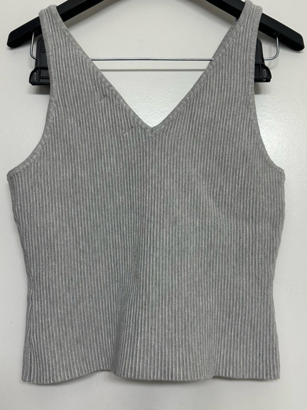 House of Harlow 1960 Ribbed V-Neck Tank Top - Light Gray